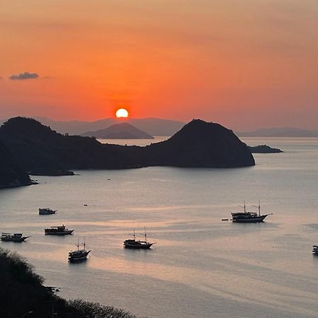 Sunset Hill Hotel Labuan Bajo Exteriör bild