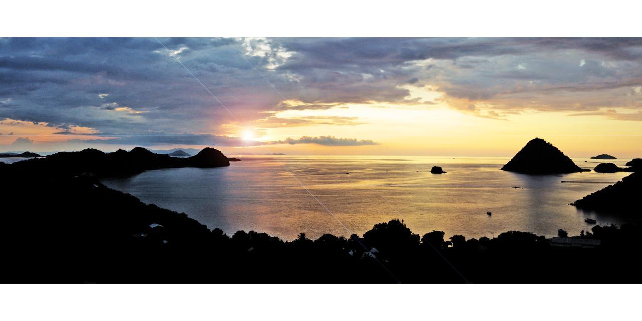 Sunset Hill Hotel Labuan Bajo Exteriör bild