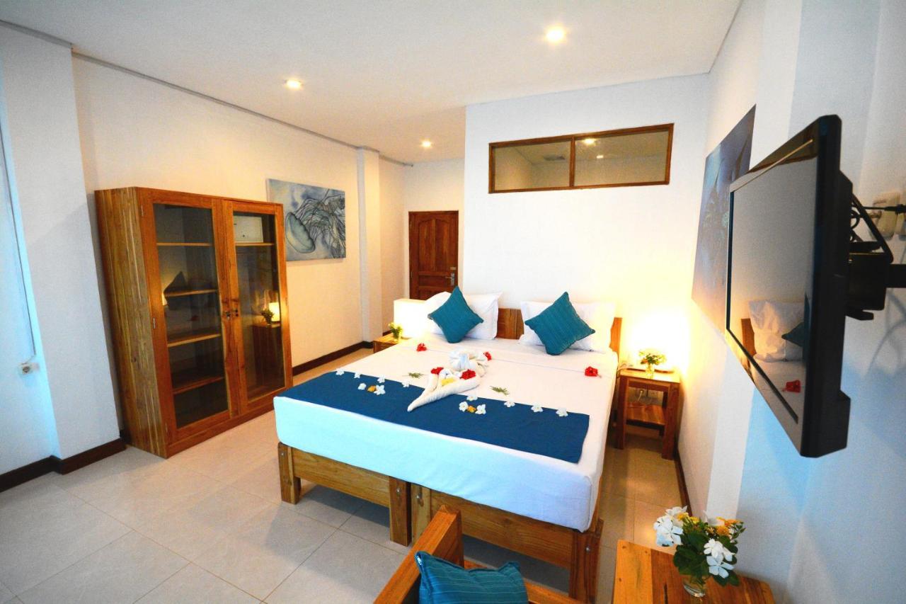 Sunset Hill Hotel Labuan Bajo Exteriör bild